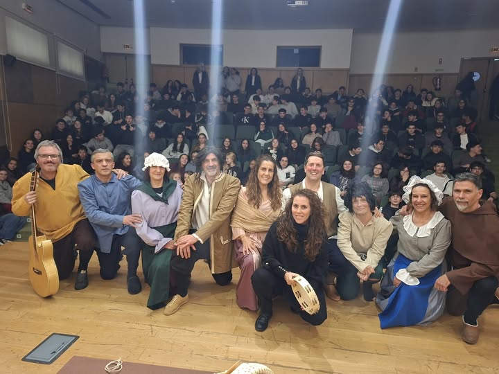 Os &laquo;Prof & Trolls&raquo; trouxeram Gil Vicente &agrave; escola